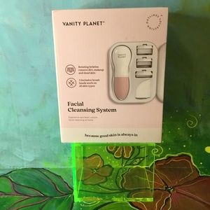 NEW, VANITY PLANET FACIAL CLEANSING SYSTEM